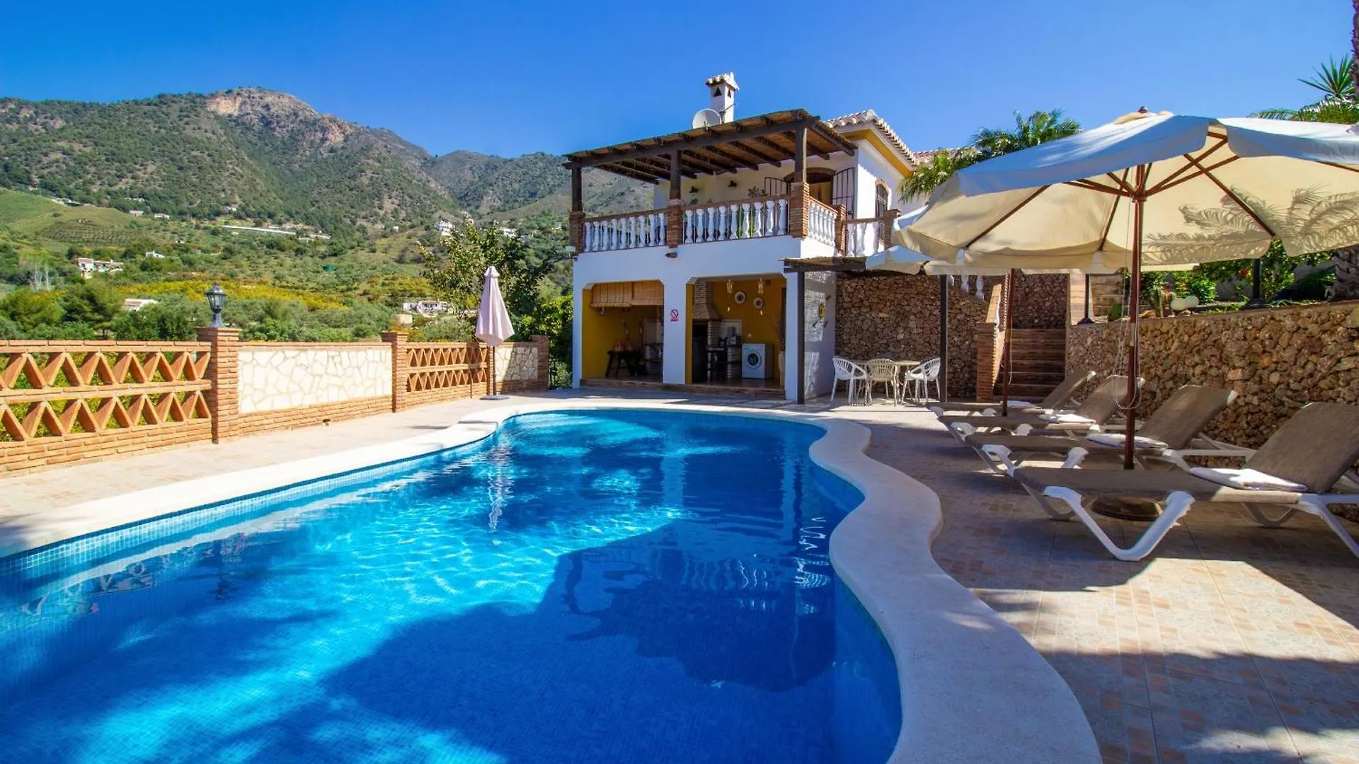 Casa Conchi contacts